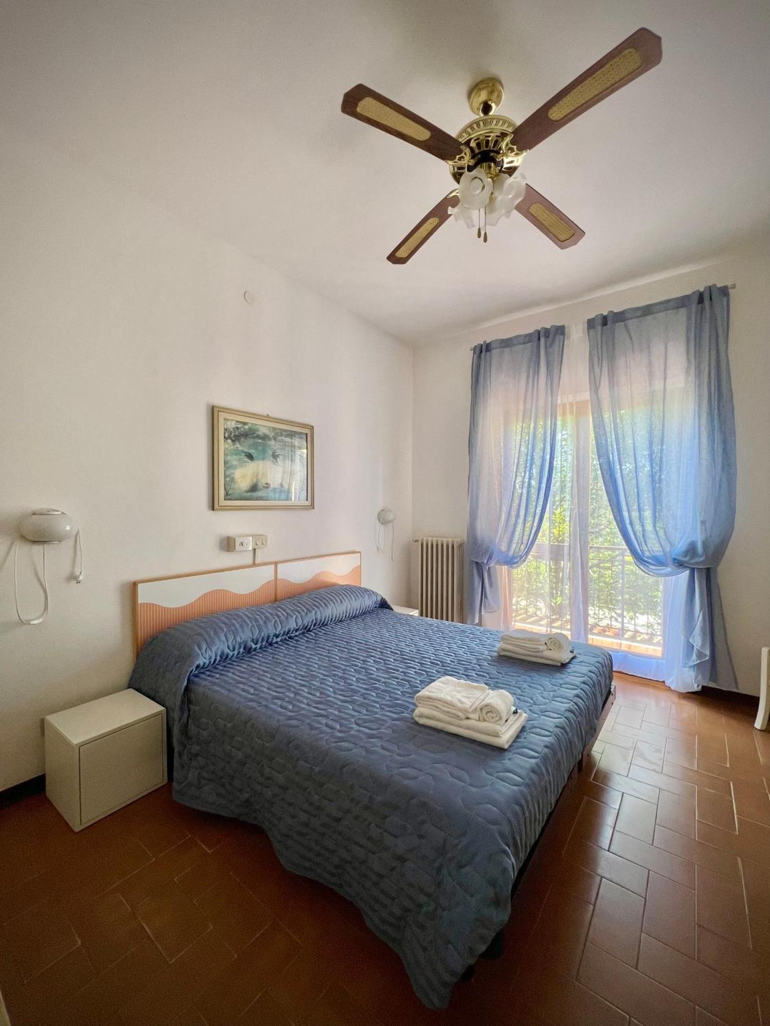Bed&Breakfast Villa Lorena 马尔米堡 外观 照片